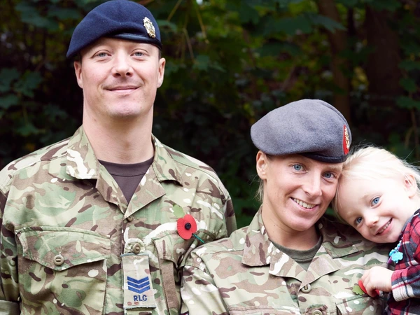 Get support military couple with child Military couple with child