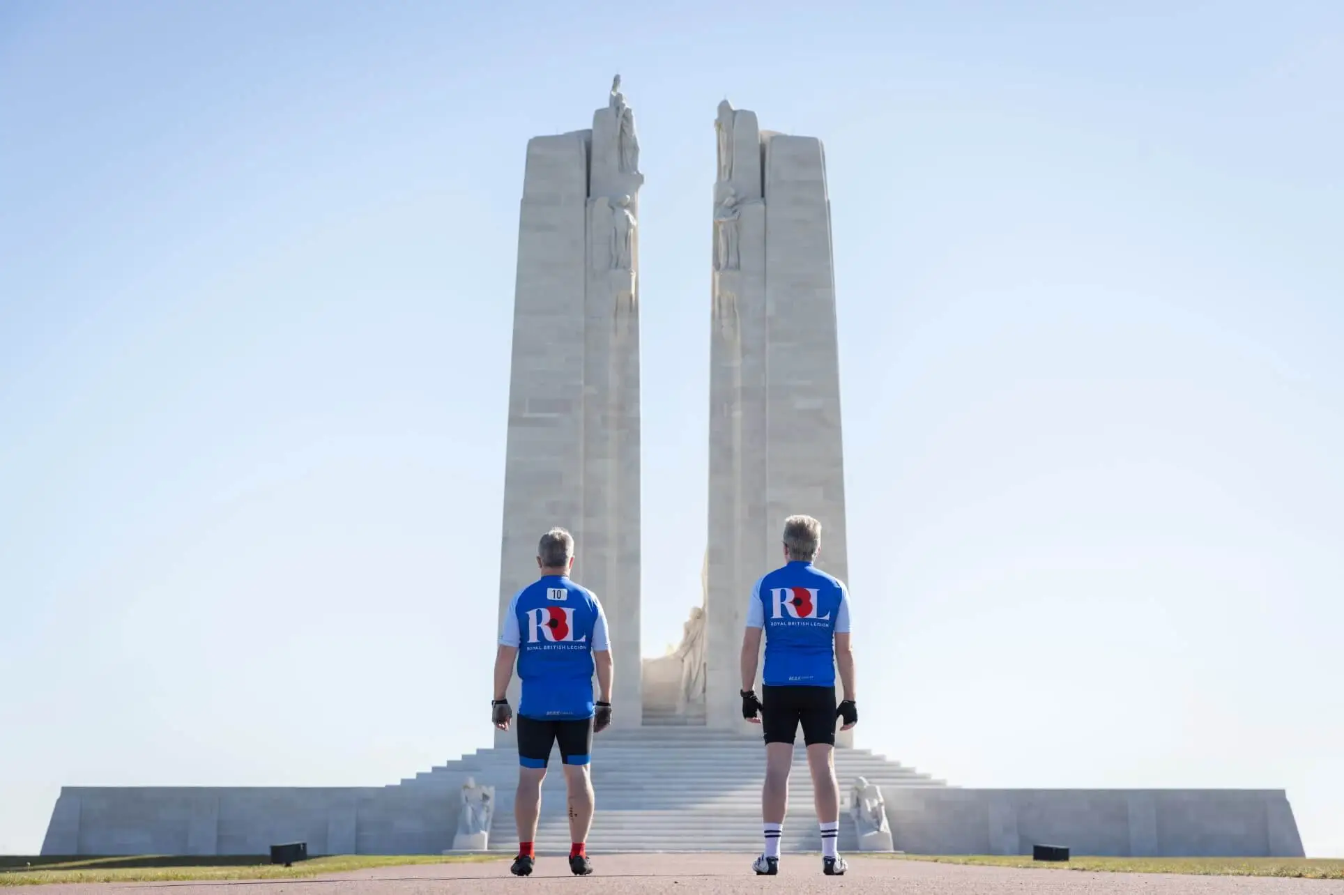pedal_2_ypres_2022-24-two-rbl-cyclists
