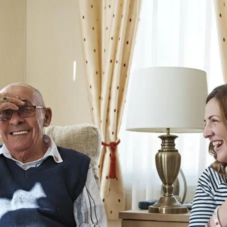 Support_for_Cares_admiral_nurse_hero An Admiral Nurse visiting a veteran at home