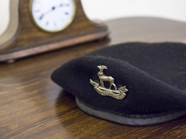 stories_dunkirk_harry_cap_badge Harry Leigh-Dugmore's cap badge
