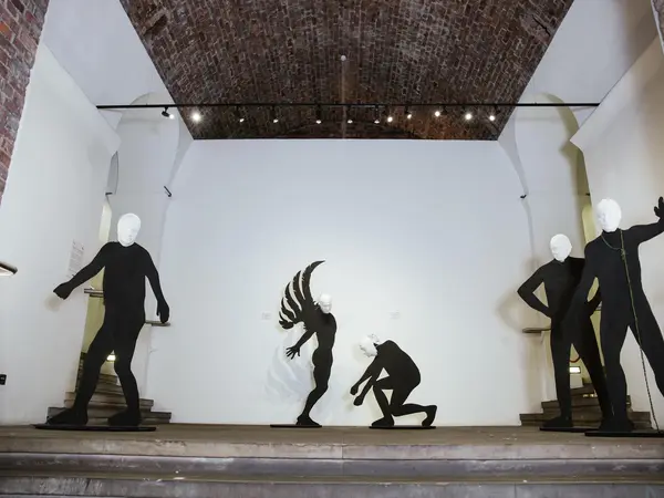 Liverpool art project - Bravo 22 Exhibition of multiple sculptures