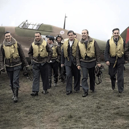 KKJ3F2  303 Squadron  Battle of Britain   credit  Alamy