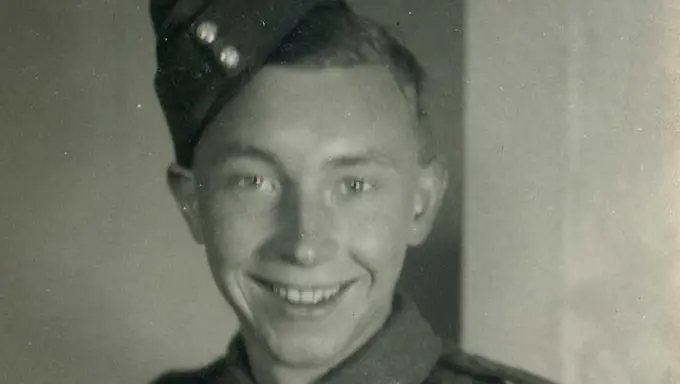A young Walter Nixon in Army uniform A young Walter Nixon in Army uniform