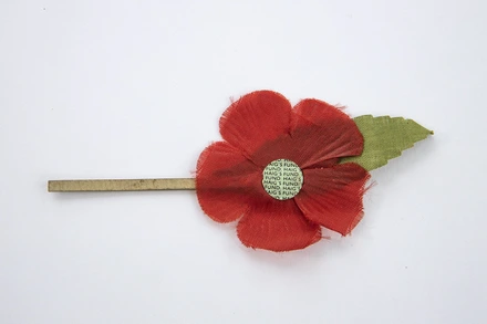 1942 poppy A red poppy from 1942