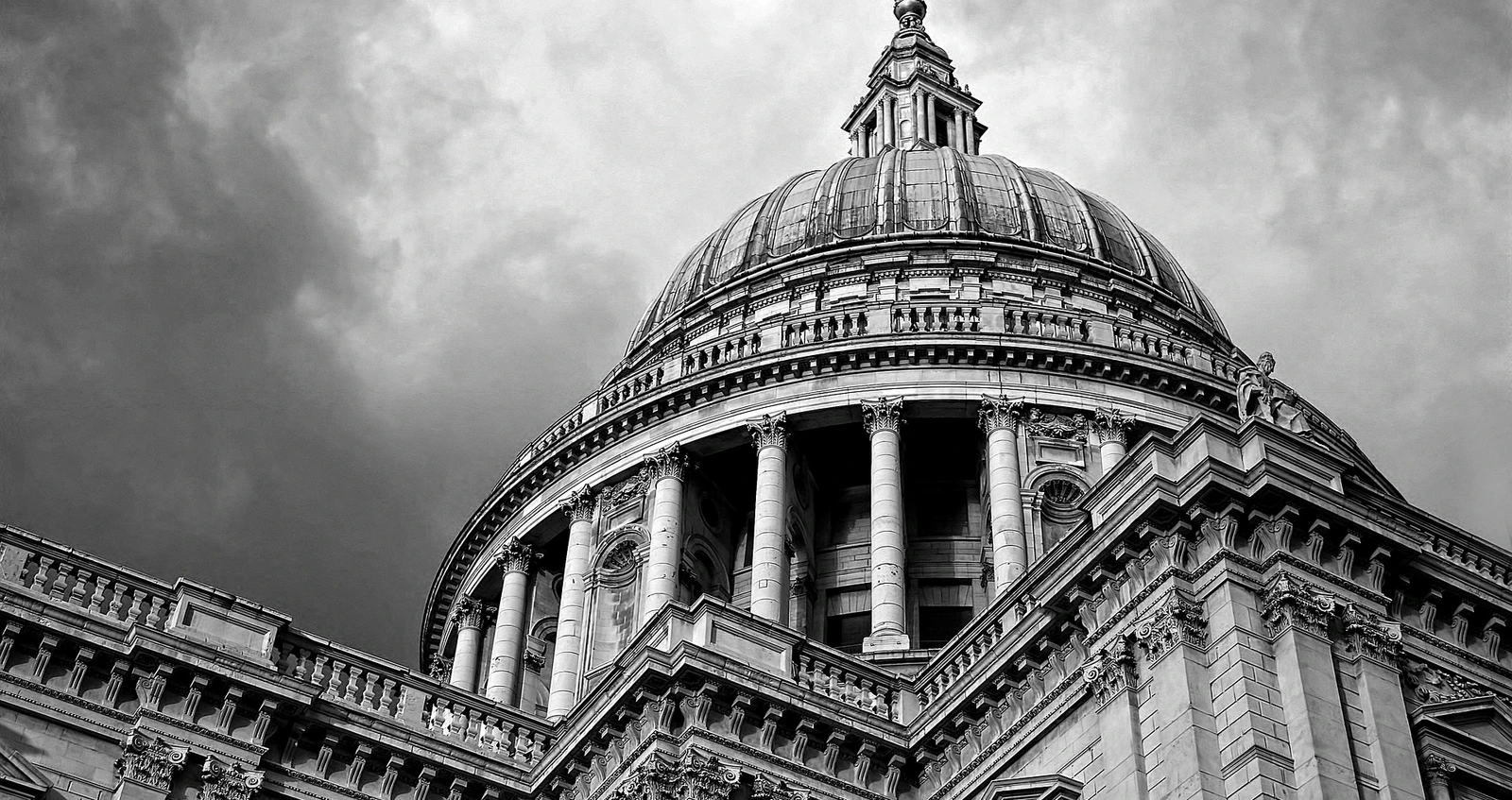 Black and white atmospheric image of St Paul's Cathedral dome 