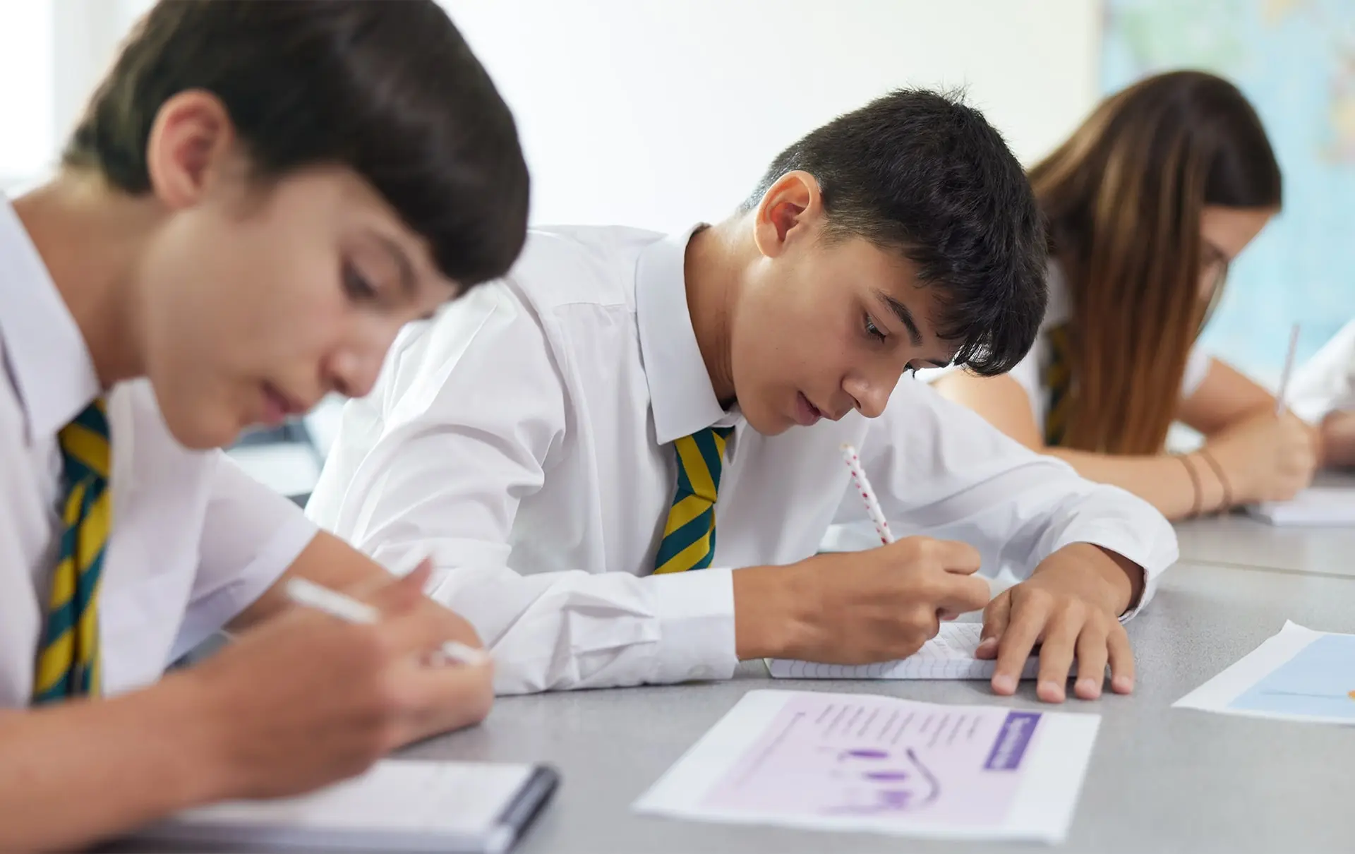3 students classroom