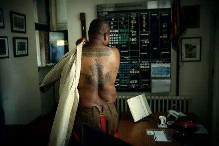 Johnson Beharry getting dressed Johnson Beharry getting dressed