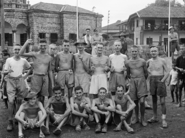 IWM SE 4784 Liberated POWs photographed in Singapore, 6 September 1945