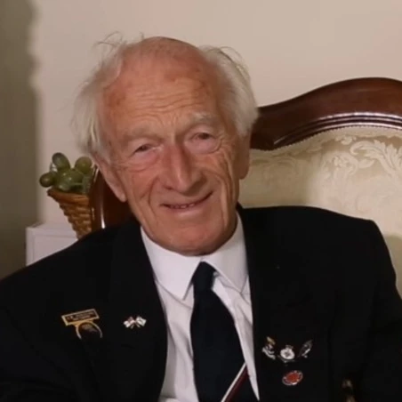 Alec Penstone present da Alec Penstone being interviewed in 2020.