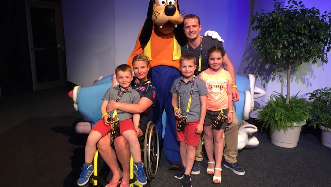 Anna in Disney with family Anna in Orlando with her family during the Invictus Games