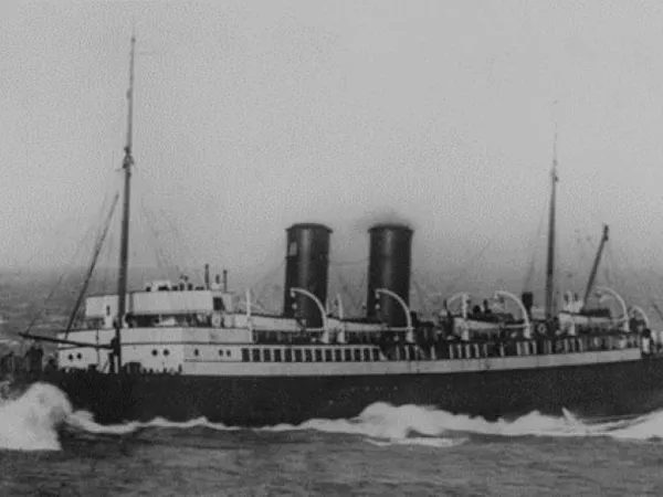 stories_dunkirk_maid_of_new_orleans The Maid of New Orleans at sea