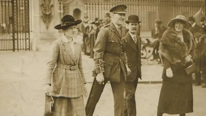 Captain William Leslie Green after receiving the Military Cross from King George V