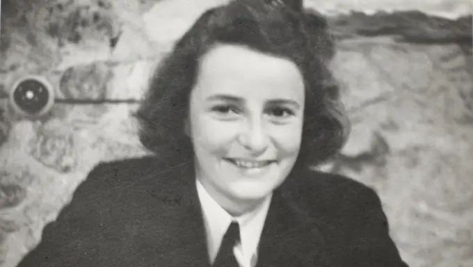 Jane Eldridge_British Legion-3744 Jane Eldridge in her days as a Cypher Officer