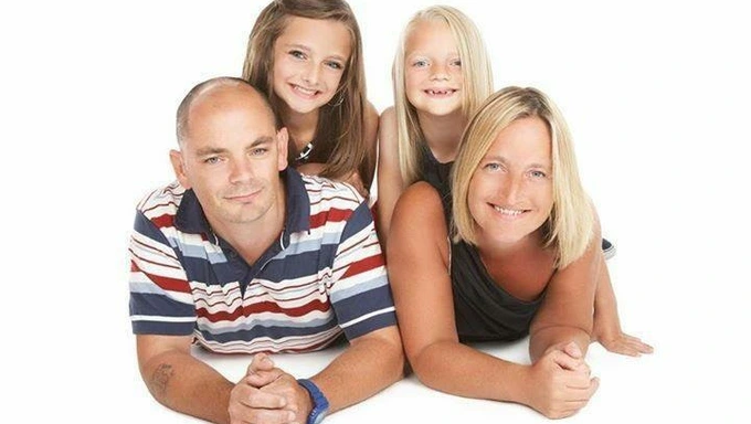 stories_chantelle_family_old Chantelle and Ryan with their daughters Rosie and Daisy