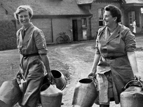 Stories_women_at_war_womens_land_army Women's Land Army