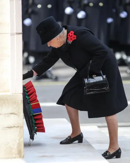 Her late Majesty The Queen laying a wreath at The Cenotaph in 2016 Her late Majesty The Queen laying a wreath at The Cenotaph in 2016