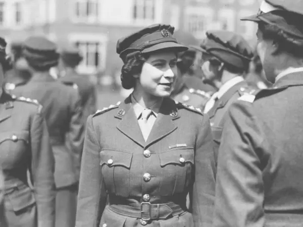 Her late Mjesty The Queen in ATS uniform