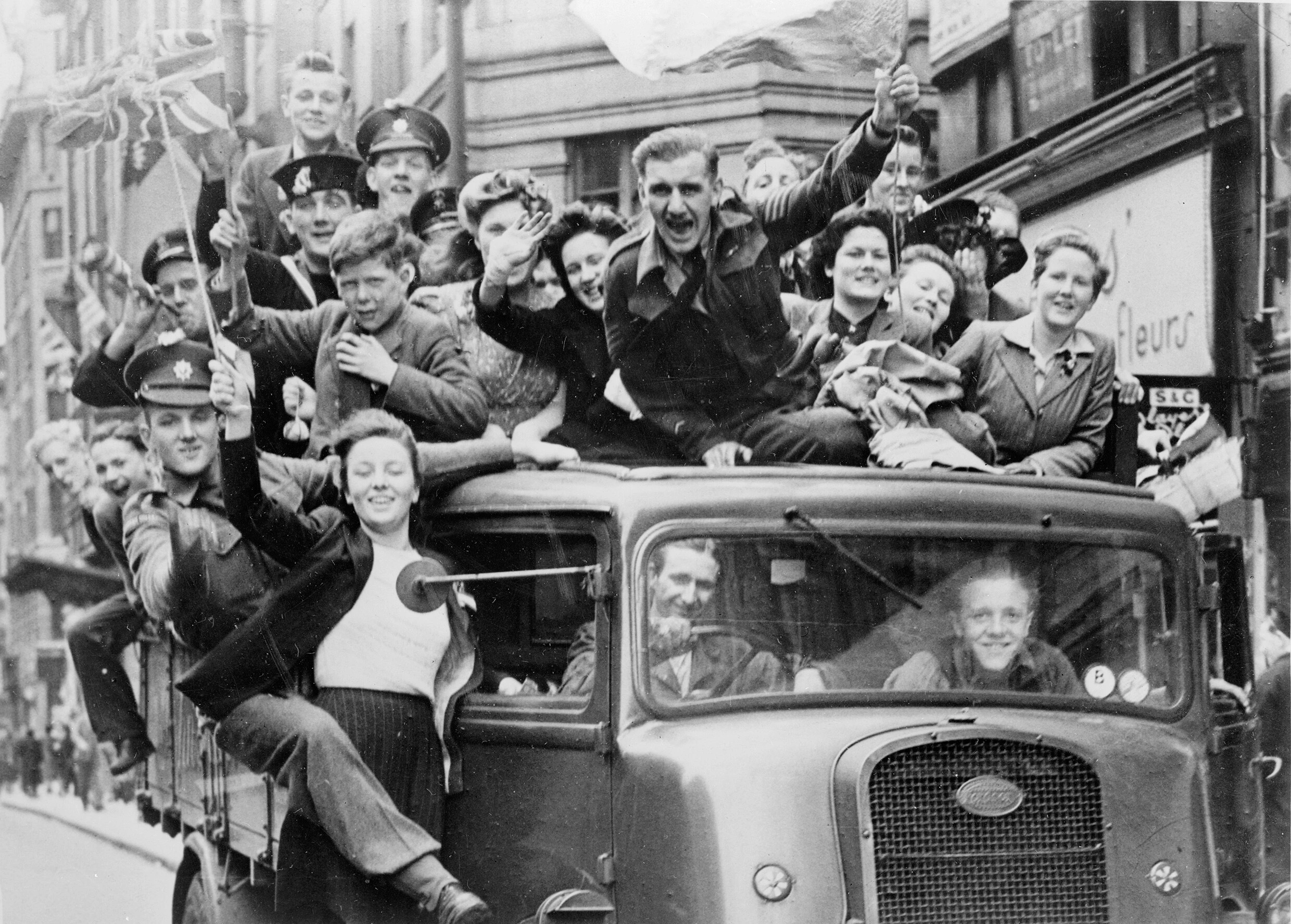 VE Day Celebrations In London