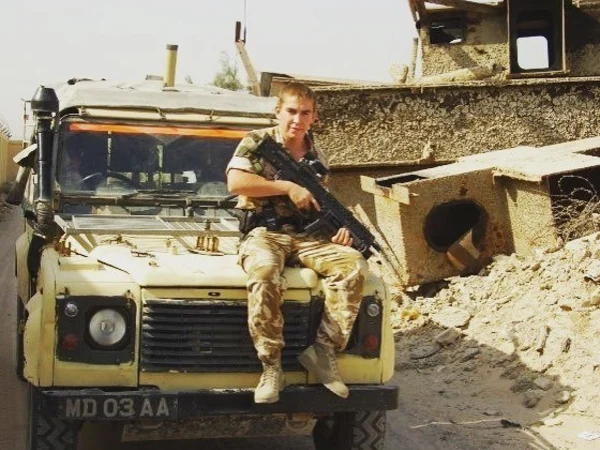 Stories_World_Record_Andy_Story_1 Andy in the Marines