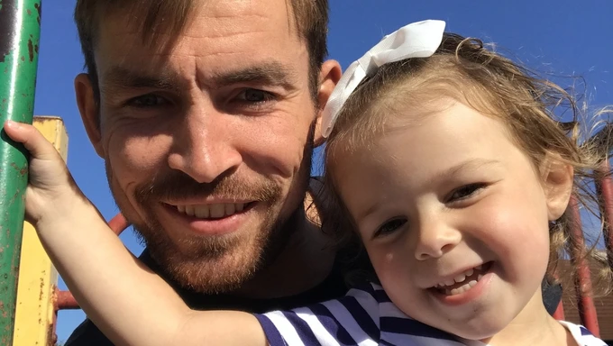Stories_World_Record_Andy_Story_3 Veteran Andy with his daughter