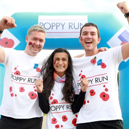 Poppy Run event participants cheering Poppy Run event participants cheering