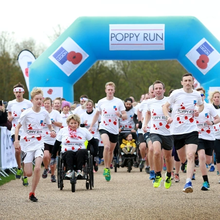 Poppy Run Cardiff with runners at the start line taking off